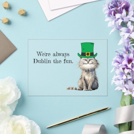 Eine glückliche irische Katze Acryleinladungen (In Situ (Hochzeit))