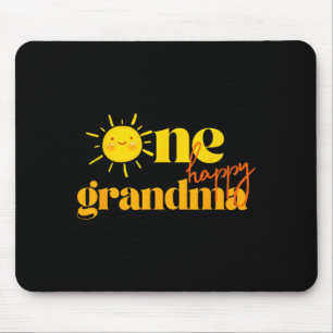 Eine glückliche Oma zum Geburtstag erste Reise um Mousepad