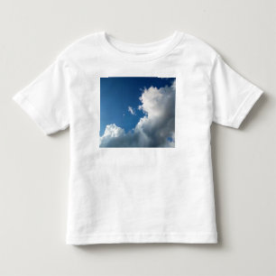Eine große Wolke Kleinkind T-shirt