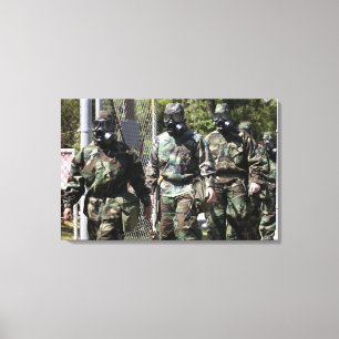 Eine Gruppe Solarherausforderungsteilnehmer Leinwanddruck