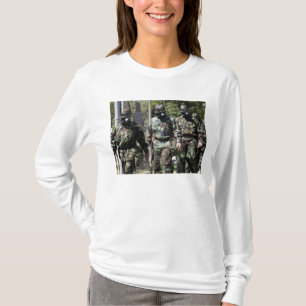 Eine Gruppe Solarherausforderungsteilnehmer T-Shirt