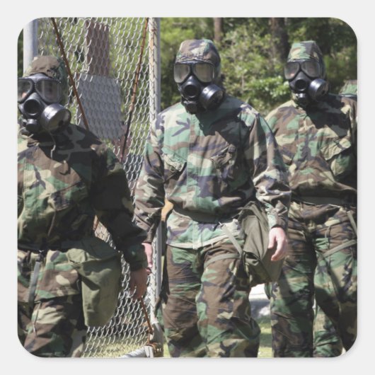 Eine Gruppe von Solar Challenge-Teilnehmern Quadratischer Aufkleber (Vorderseite)