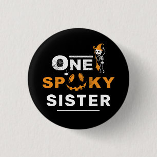Eine gruselige Schwester Halloween passende Famili Button