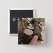 Eine Handvoll mit 40 mm Granaten Button (Vorne & Hinten)