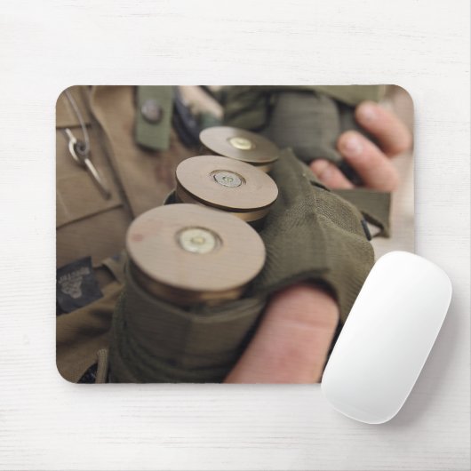 Eine Handvoll mit 40 mm Granaten Mousepad (Mit Mouse)