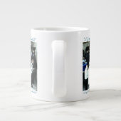 Eine Hanukkah-Tasse Jumbo-Tasse (Rückseite)