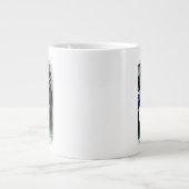 Eine Hanukkah-Tasse Jumbo-Tasse (Vorderseite)