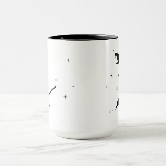 "Eine Hexe braucht ihre Brühe" Tasse (Zentrum)