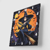 Eine Hexe fährt ihren Besen unter einem Erntemond Quadratische Wanduhr (Winkel)