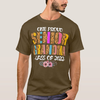 Eine hohe Oma-Klasse des Niedlichen Leopars von 20 T-Shirt