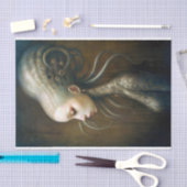 Eine hübsche Frau mit Tentakahaar Seidenpapier (Handwerk)