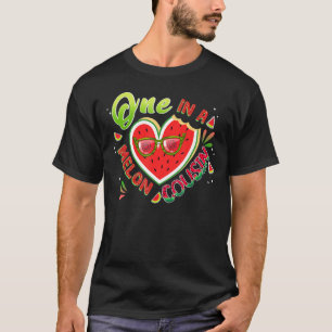 Eine in einem Melon-Cousin, die Melon Birth passt T-Shirt