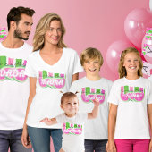 Eine in einem Melon Dada-Shirt T-Shirt