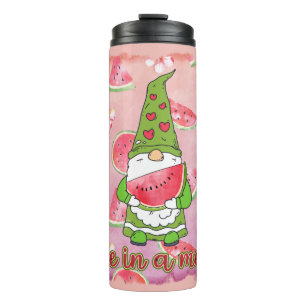 Eine in einem Melon   Green Gnome & Watermelon Thermosbecher