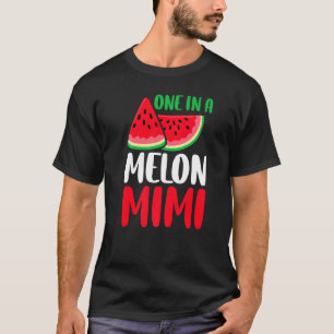 Eine in einem Melon Mimi Wassermelon Familie Match T-Shirt