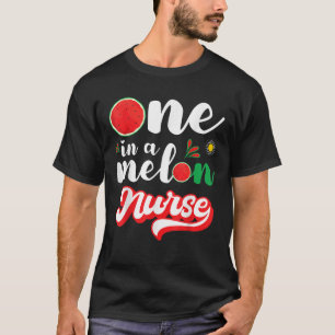 Eine in einem Melon Nurse Shirt Wassermelon Famili