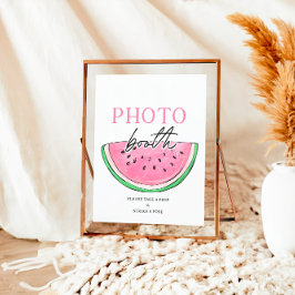 Eine in einem Melon signierte Wassermelone Foto-St Sockelschild