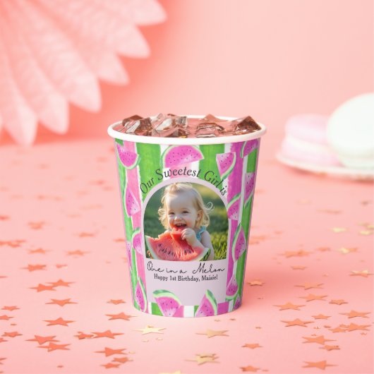 Eine in einer Melon-Birthday-Wassermelone Pappbecher (Insitu)