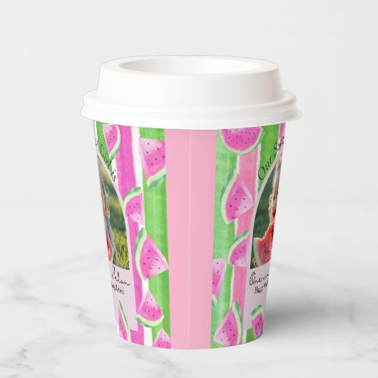 Eine in einer Melon-Birthday-Wassermelone Pappbecher (Rechts)