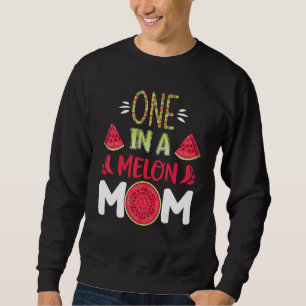 Eine in einer Melon-Mama Wassermelone, die zum Geb Sweatshirt