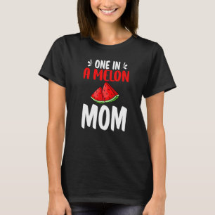Eine in einer Melon-Mama Watermelon Geburtstagsfam T-Shirt