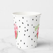 Eine in einer Melonen-Papiertasse - Pink Pappbecher (Rechts)