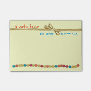 Eine in Handarbeit gemachte Anmerkung vom Post-it Klebezettel