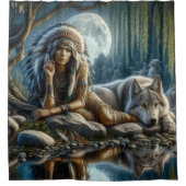 Eine indische Indianerin und ihr treuer Wolfskamer Duschvorhang (Vorderseite)