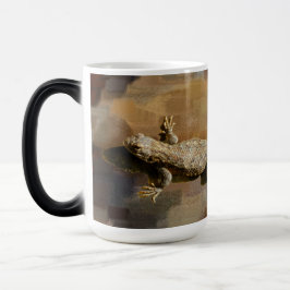 Eine Kaffeechse Verwandlungstasse