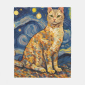 Eine Katze in der frühen Nacht Fleecedecke (Vorderseite)