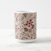 Eine Keramiktasse mit beigem Hintergrund Kaffeetasse (Mittel)