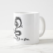 Eine klassische Tasse mit Drachen (Vorderseite Rechts)