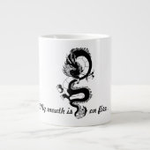 Eine klassische Tasse mit Drachen (Vorderseite)