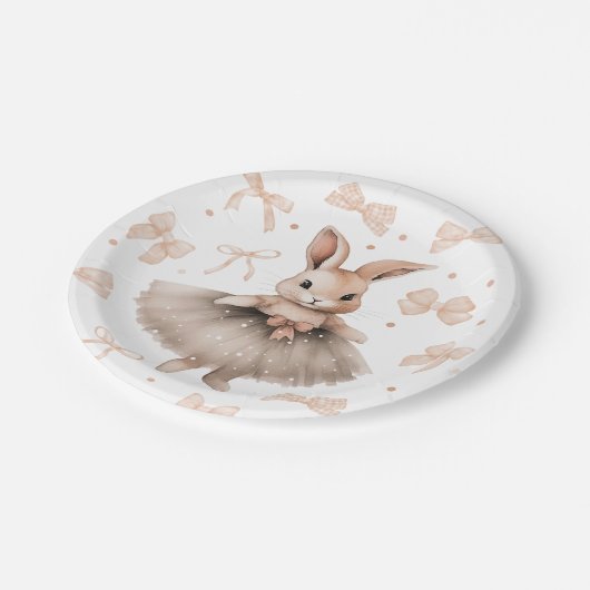 Eine kleine Babydusche Pappteller (Schrägansicht)