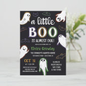 Eine kleine Boo Halloween Babydusche Einladung (Stehend Vorderseite)