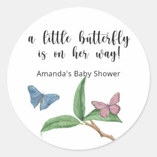 Eine kleine Butterfly ist auf dem Weg Baby Shower Runder Aufkleber