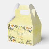 Eine kleine Daisy ist auf dem Weg zur Blumendusche Geschenkschachtel (Rückseite)