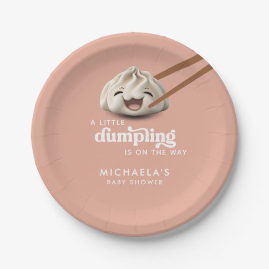Eine kleine Dumpling ist auf dem Weg zur Babydusch Pappteller (Vorderseite)