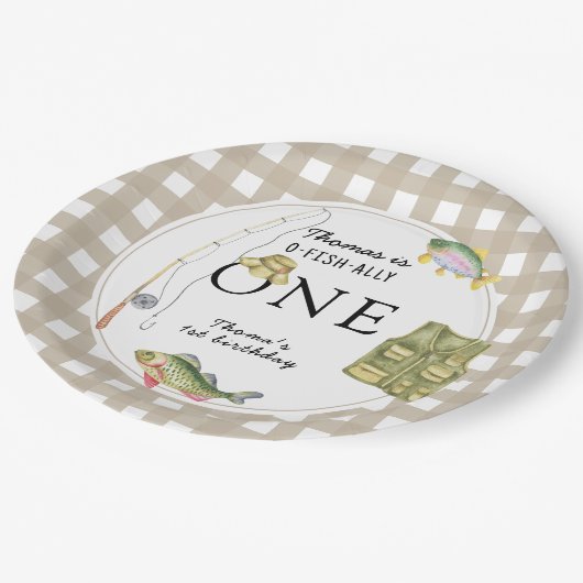 Eine kleine Fischerman Birthday Party Pappteller (Schrägansicht)