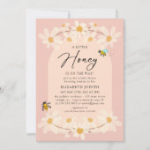 Eine kleine Honey Bees Floral Daisy Baby Dusche Einladung (Vorderseite)