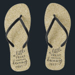 Eine kleine Leckerei für Ihre Tanzfüße- Gold Glitz Badesandalen<br><div class="desc">Feiern Sie stilvoll mit diesen trendigen Hochzeitsflips. Dieses Design ist leicht mit Ihrer eigenen Formulierung zu personalisieren und Ihre Gäste werden begeistert sein,  wenn sie diese fabelhaften Gastgeschenke erhalten.</div>