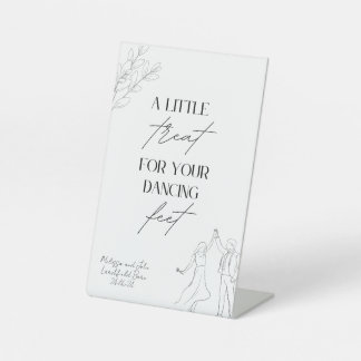 Eine kleine Leckerei für Tanzschuhe Minimalistisch Sockelschild