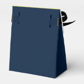 Eine kleine Leckerei! Katze auf Broomstick Geschenkschachtel (Rückseite)