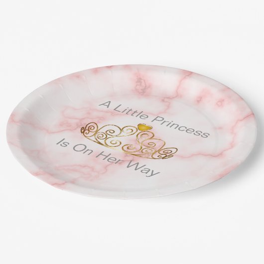 Eine kleine Prinzessin ist auf dem Weg zur Mädchen Pappteller (Schrägansicht)