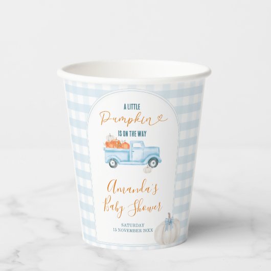 Eine kleine Pumpkin Blue Truck Gingham Baby Dusche Pappbecher (Vorderseite)