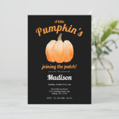 Eine kleine Pumpkin Orange Black Baby Dusche Einladung (Stehend Vorderseite)