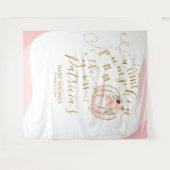 Eine kleine Puppen-Girl-Dusche im Hintergrund Wandteppich (Vorderseite (Horizontal))