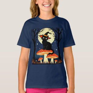 Eine kleine schwarze Hexenkatze sitzt auf einem Fl T-Shirt