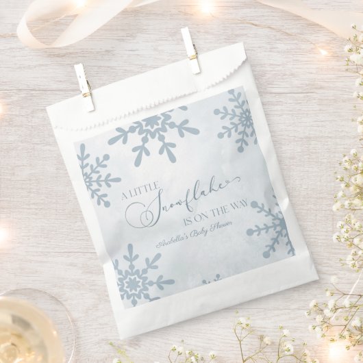 Eine kleine Snowflake Winter Wonderland Baby Dusch Geschenktütchen (Ausgeschnitten)