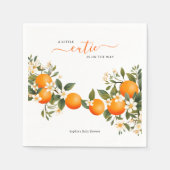 Eine kleine Süsse befindet sich auf der Way Orange Serviette (Vorderseite)